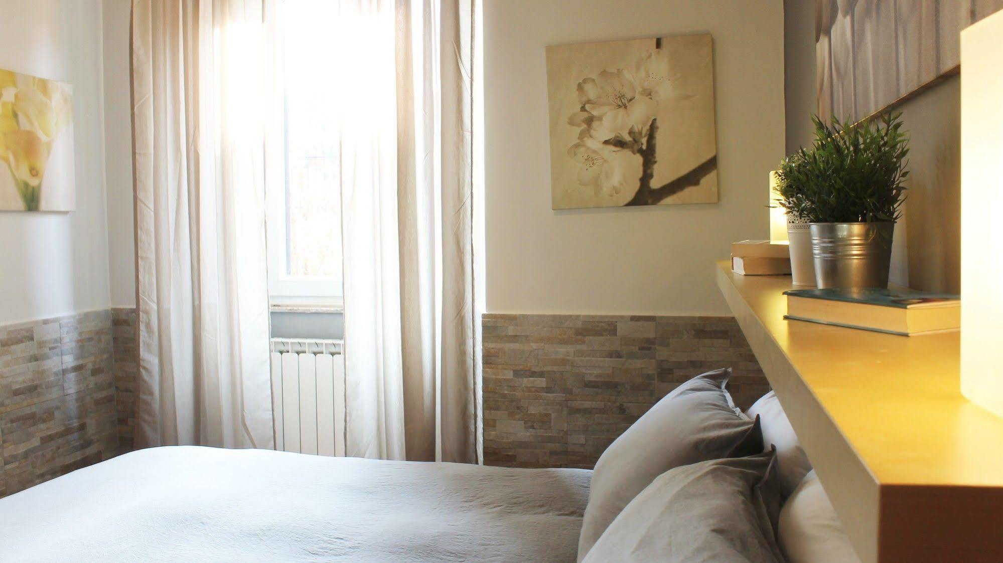 Il Borghetto Antico Bed & Breakfast Rome Bagian luar foto